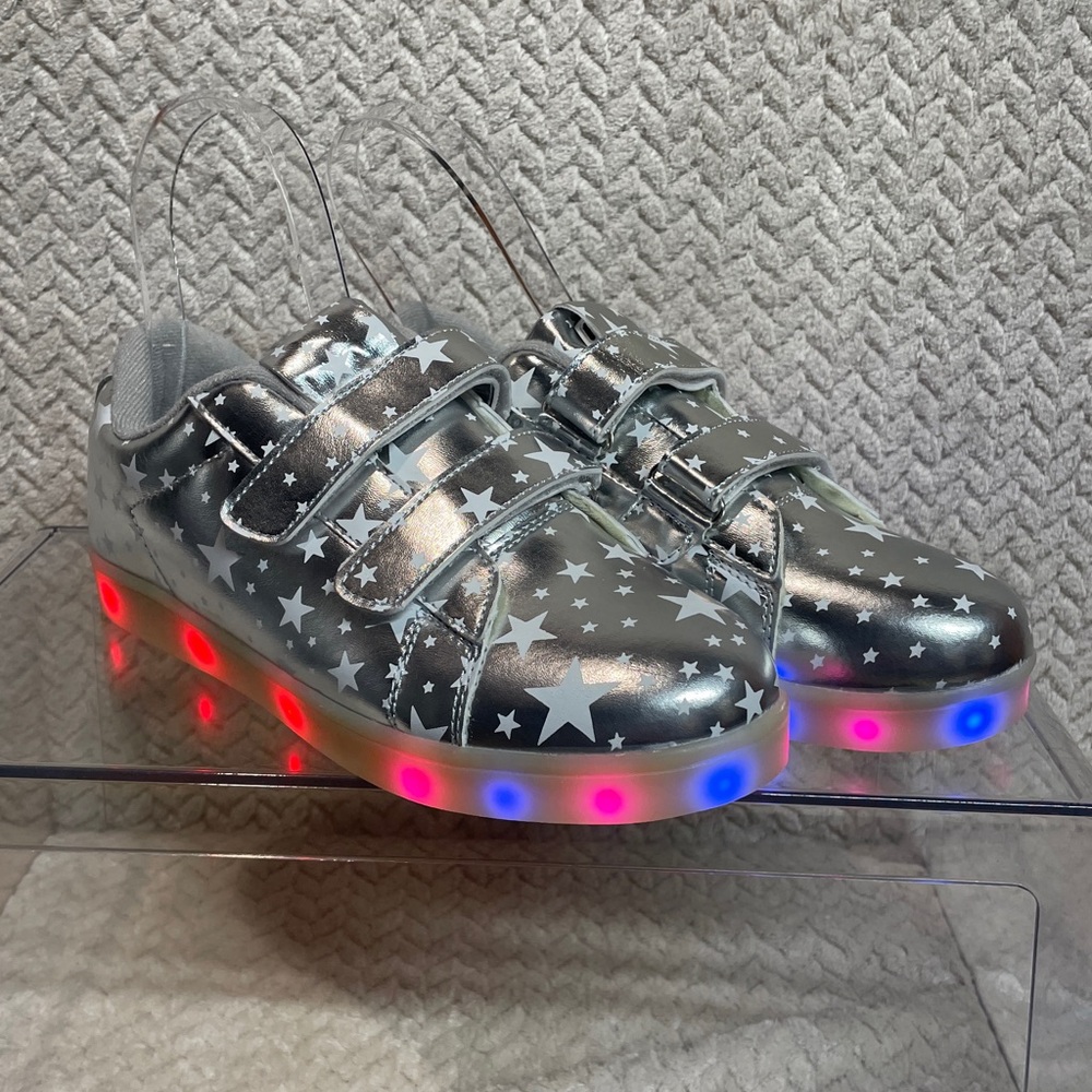 Link Kids 4 LED‎ Light Up Silver Star Print Celestial Sneakers Novelty Kidcore